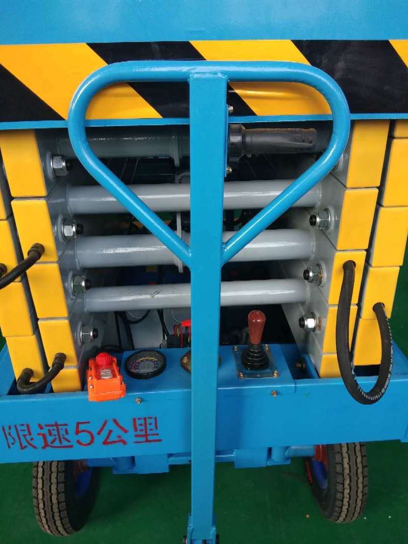河源辅助行走式升降平台